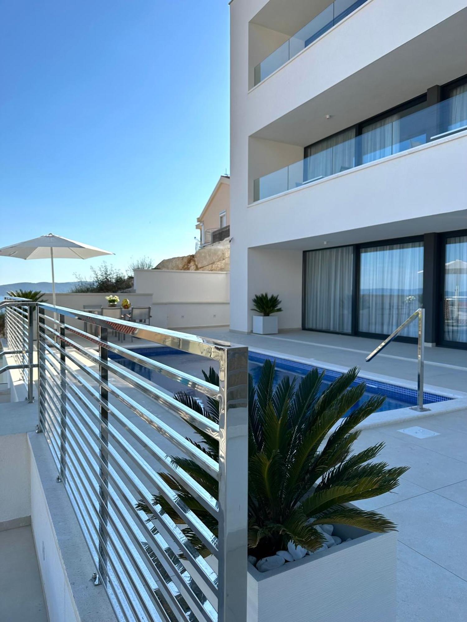 Villa Apartment Danny Baška Voda Εξωτερικό φωτογραφία