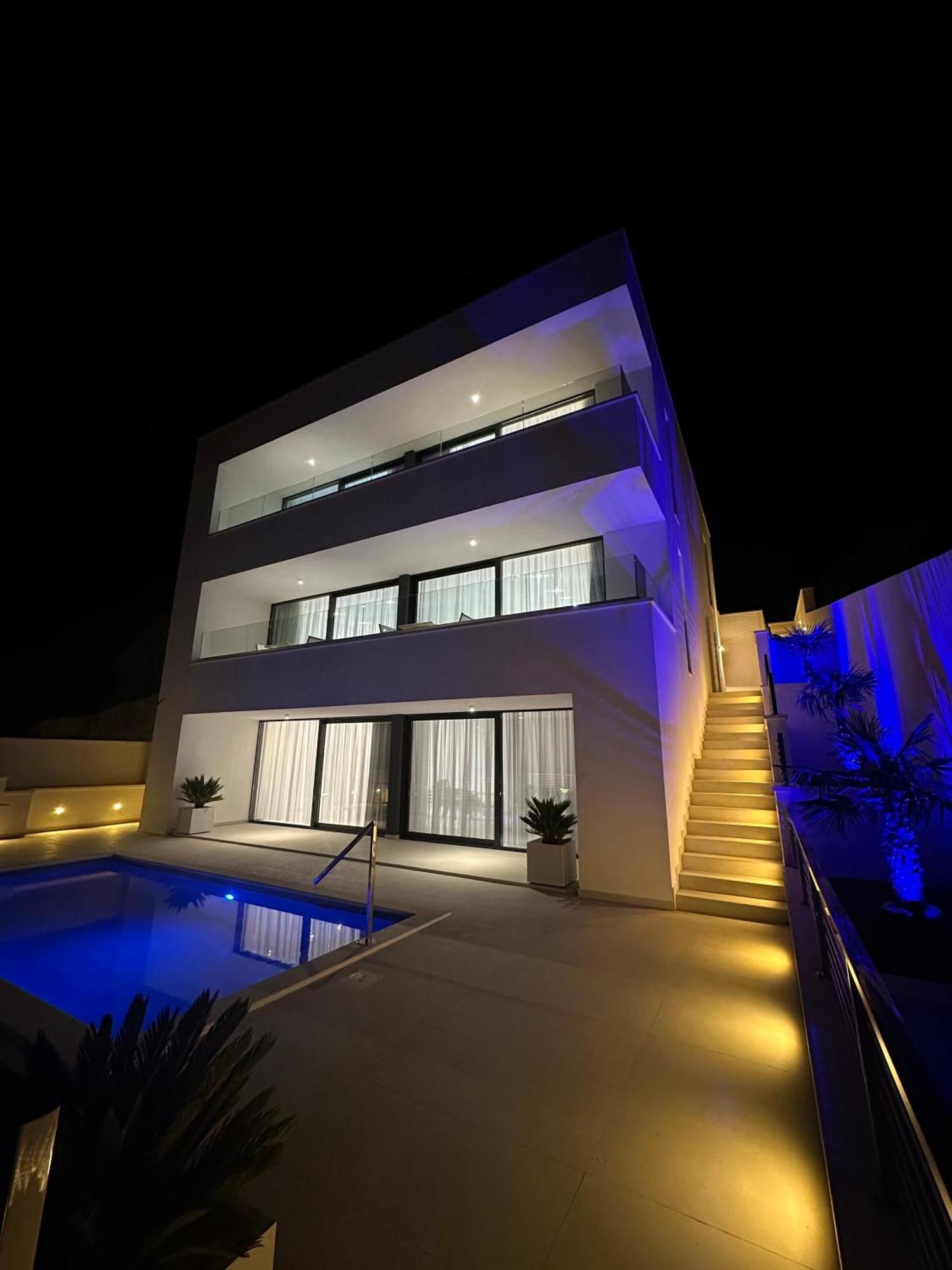 Villa Apartment Danny Baška Voda Εξωτερικό φωτογραφία