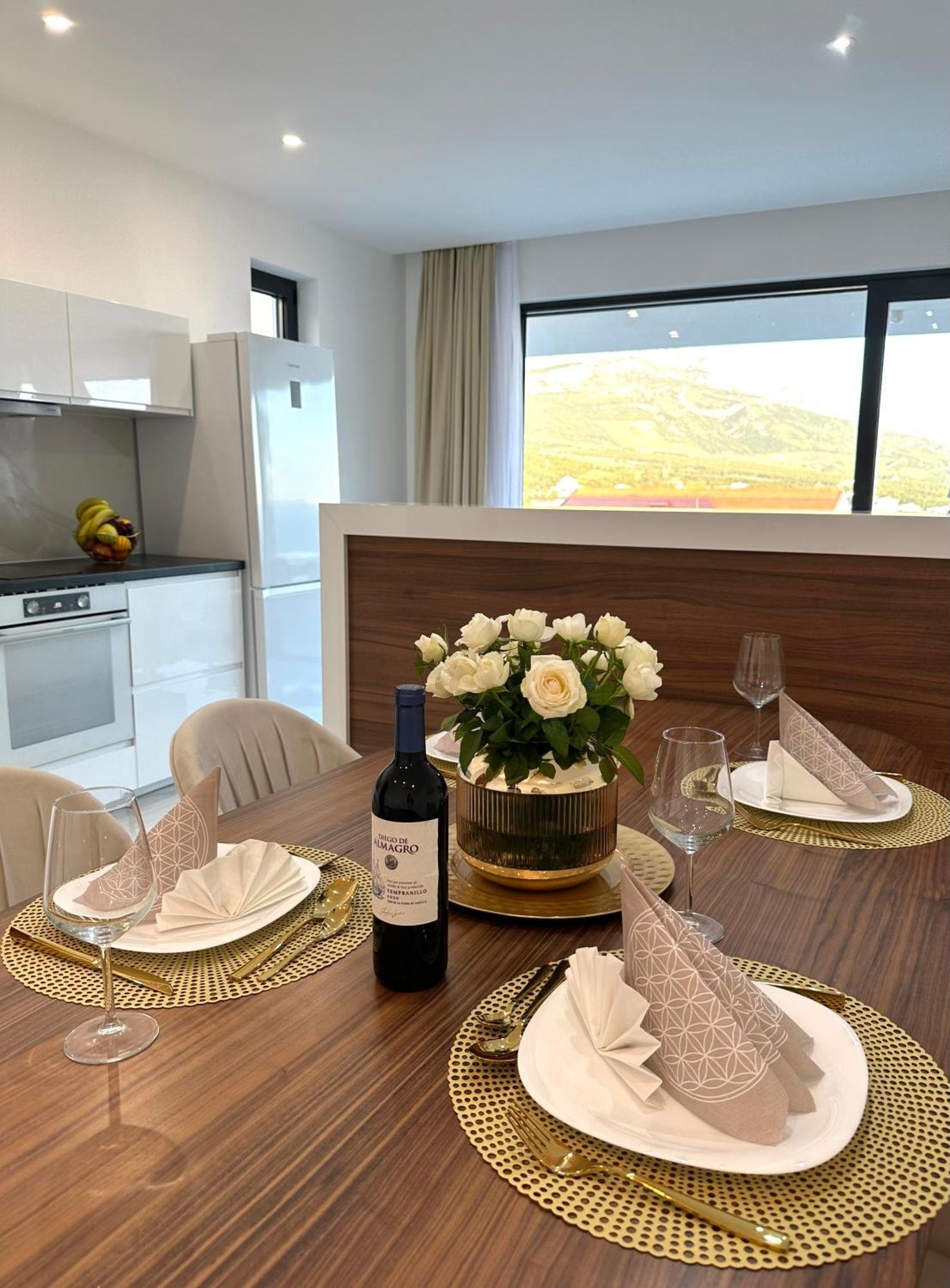 Villa Apartment Danny Baška Voda Εξωτερικό φωτογραφία